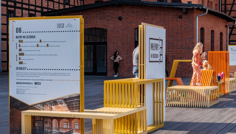 STUDIO BOLOZ, Open Air Exhibition Equipment