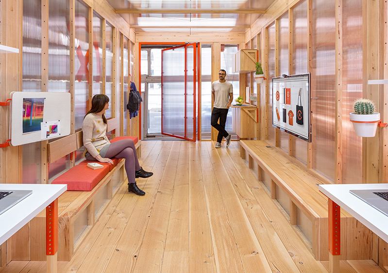 LOS OSOS crafts a modular mobile office